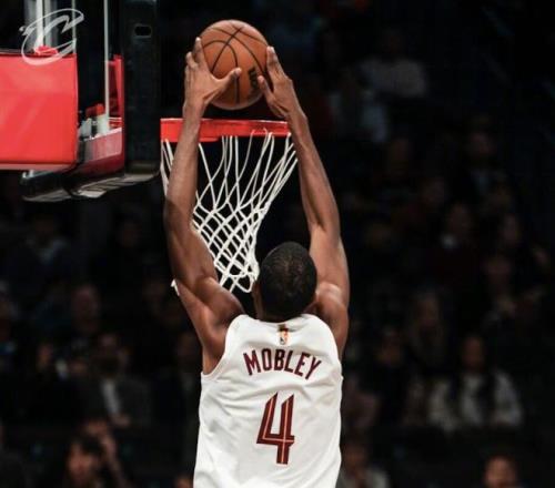 王曼昱与蒯,曼赢得,新加坡大满,时时彩,彩票平台,高频彩票,在线购彩,彩票投注