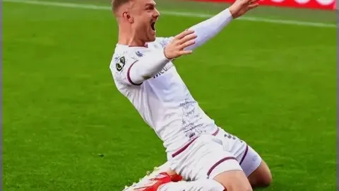 斯科尔斯无私决定：减少解说生涯，全心照料自闭症儿子