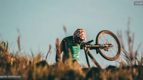 蓝军女足不敌枪手，主帅质疑VAR作用